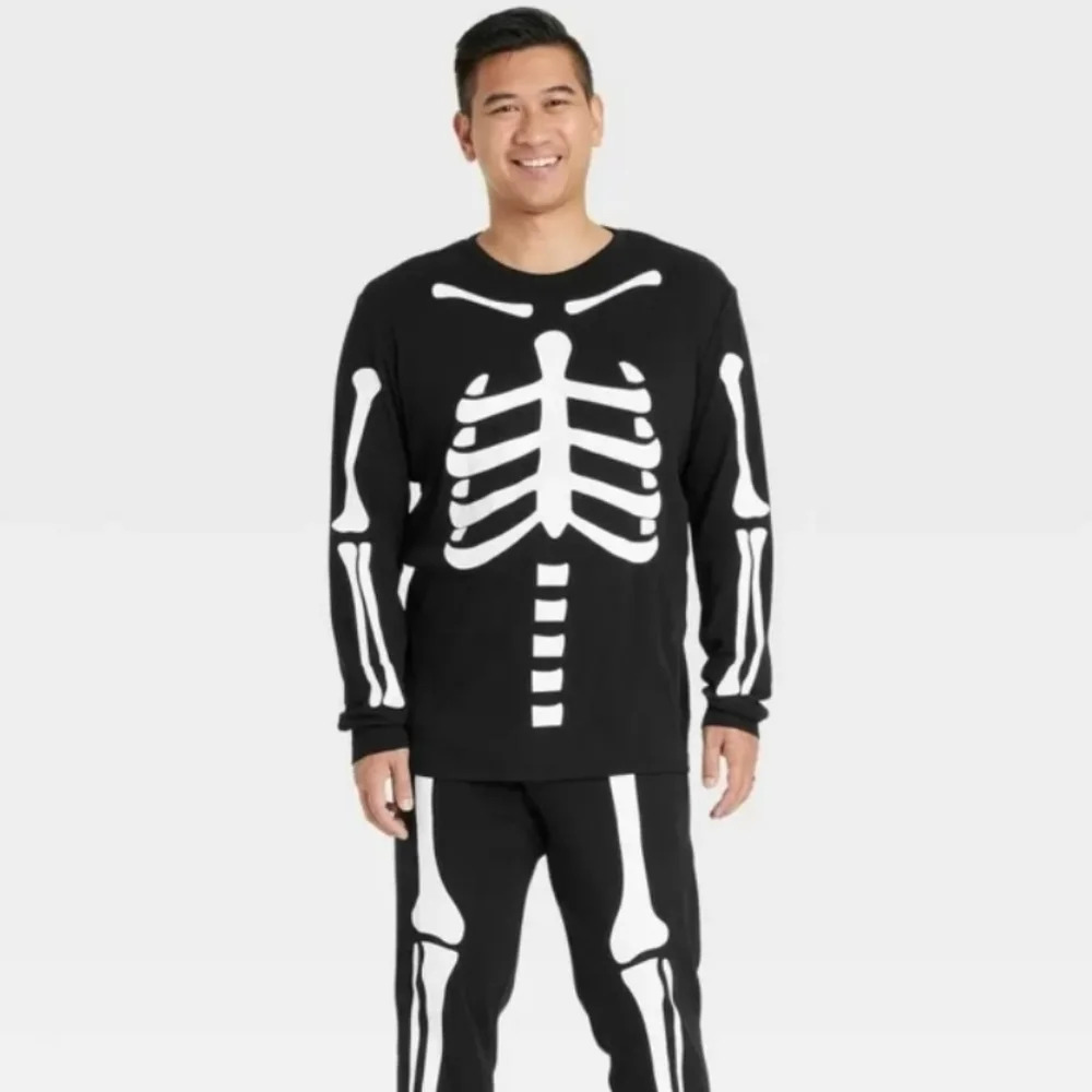 COPY - Hyde &  EEK! Boutique Men's Halloween Skeleton Family Pajama Set - (Blac…